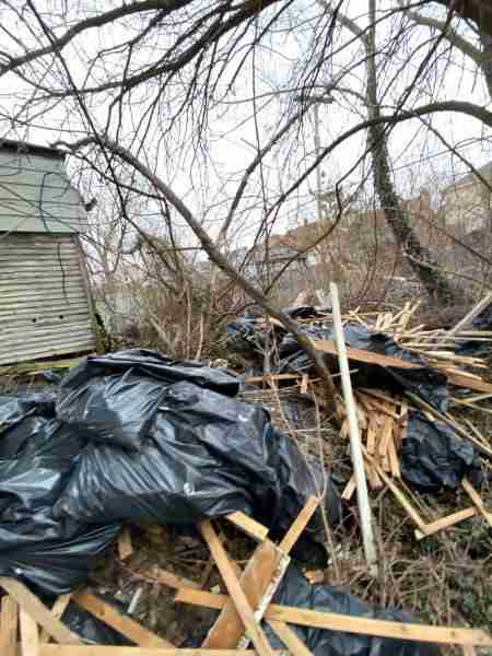 14475 Robson (16).jpg